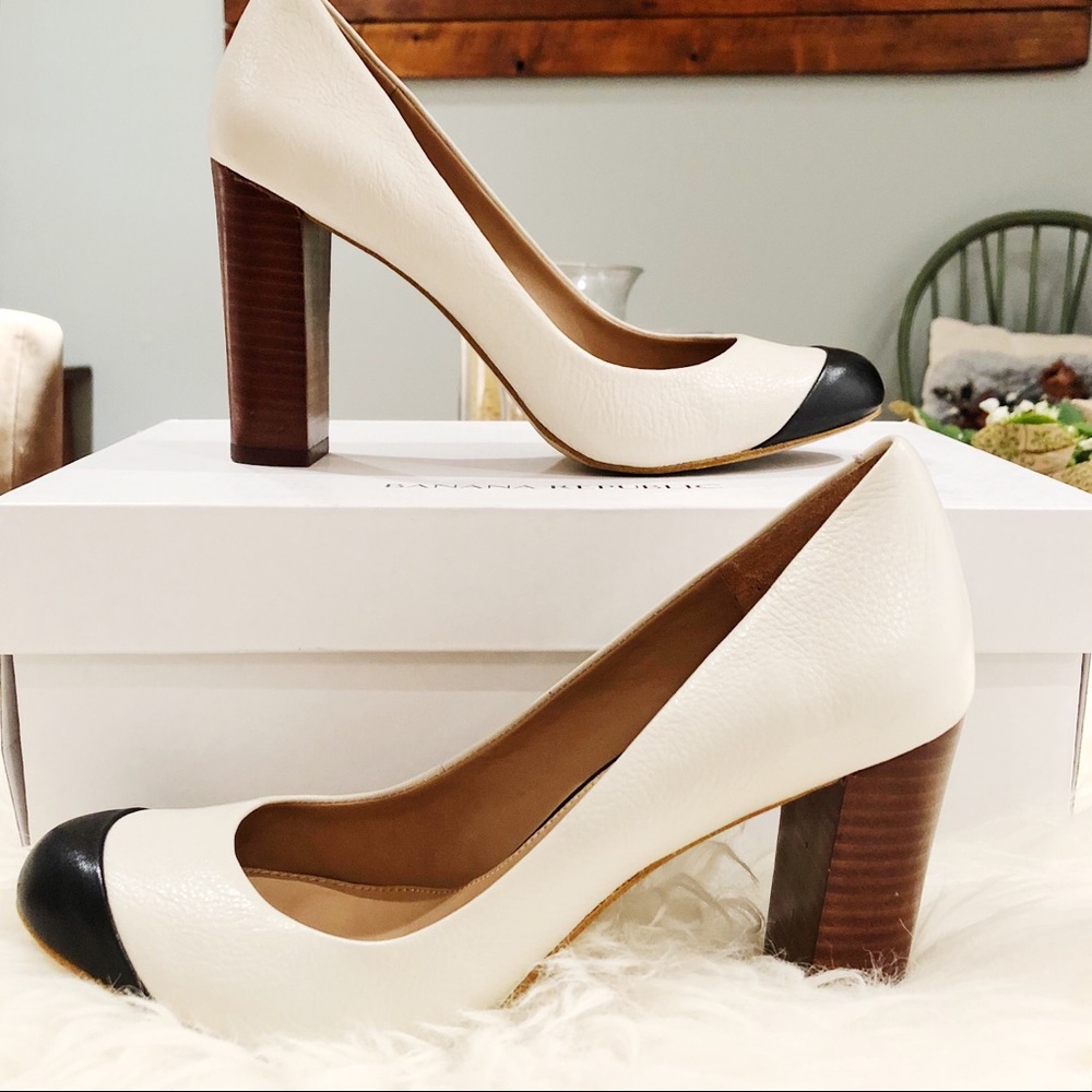 Banana republic heels